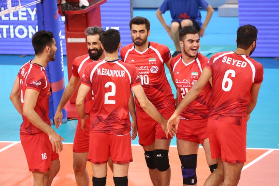 تیم ملی والیبال ایران در دوحه